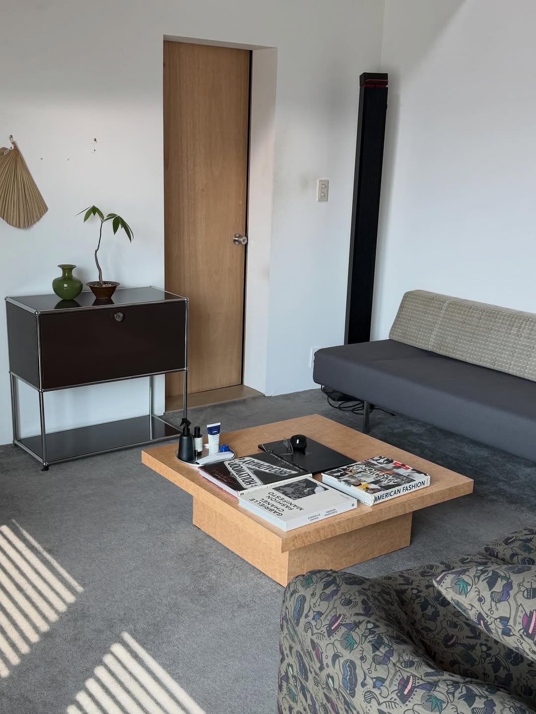 Photo by 2UC inc. on March 25, 2026. May be an image of table, sofa, armchair, living room, indoors and text.