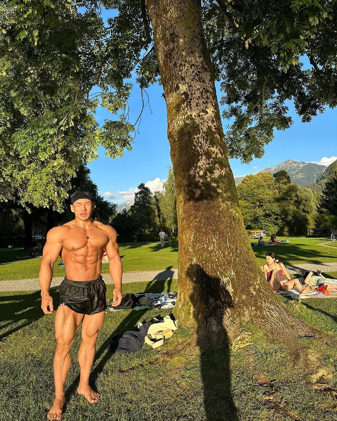 2xxsize 게시물 이미지: .
물이 너무차가워서 깜짝놀람
즐거웠다~🏔️🌊