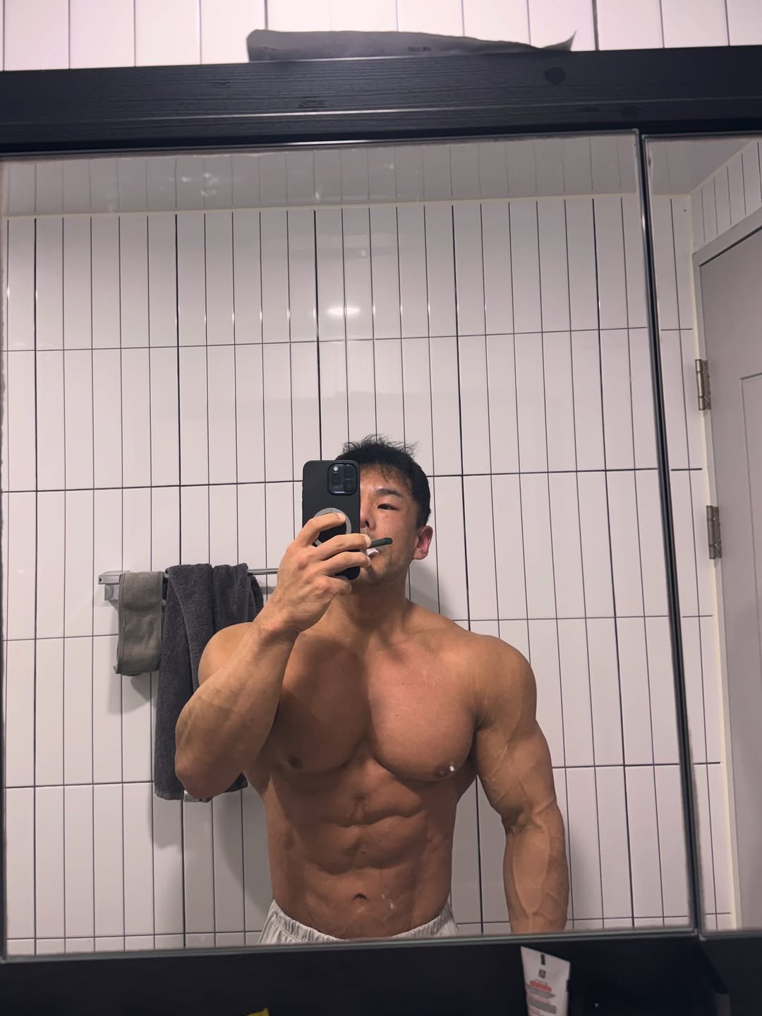 2xxsize 게시물 이미지: 개떡같이해도 찰떡같이 잘먹는 
왕주주의날
루틴이 궁금하다!💬 디엠 고..📩