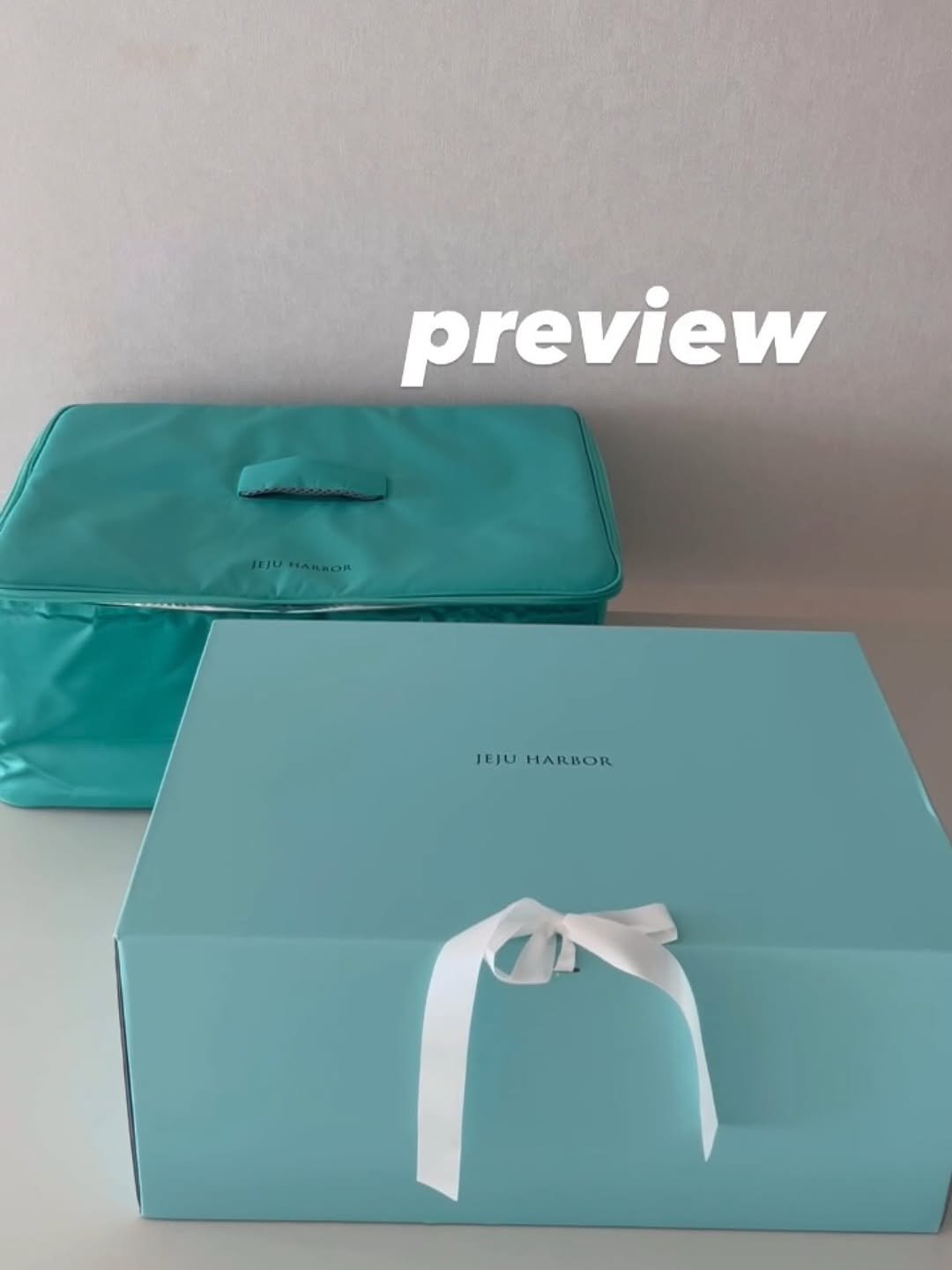 Photo by 이유 | 살림•집밥 on September 23, 2025. May be an image of box, carton, hamper and text that says 'preview JEJUHARBOR JEJU HARBOR'.