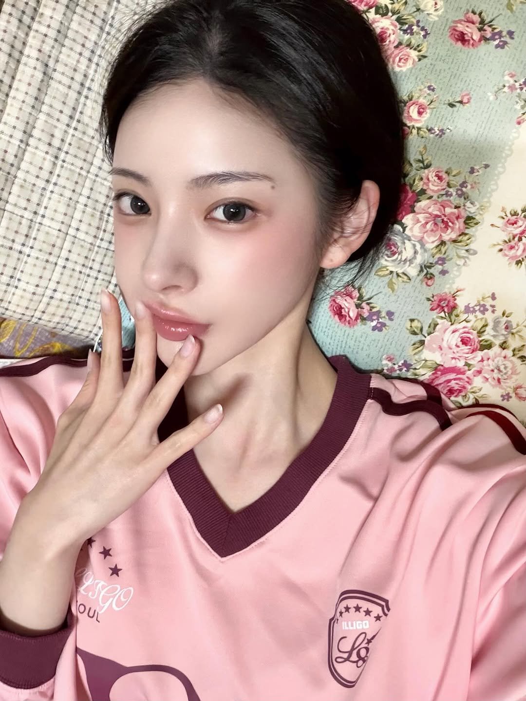 Photo by 권은지 in 보은. May be a selfie of 1 person, makeup, hair, sleepwear, top and text.