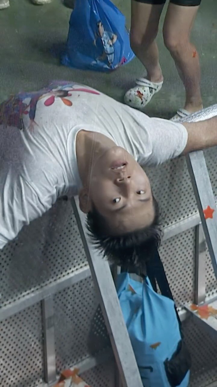 42psy42 게시물 이미지: #광주왁킹남 찾았습니다. 
See the class of my crowd!!!...