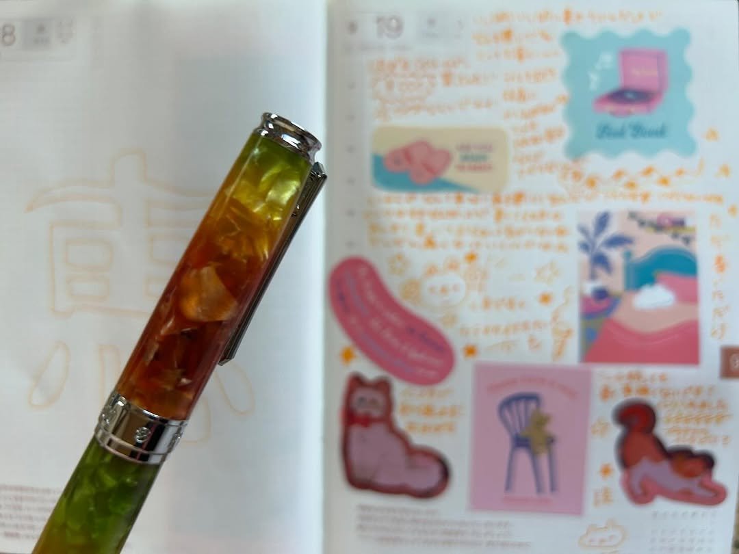 446 게시물 이미지: ロフトのほぼ日セールで今年のカズンサイズを購入！
お試しに遊んでみる...