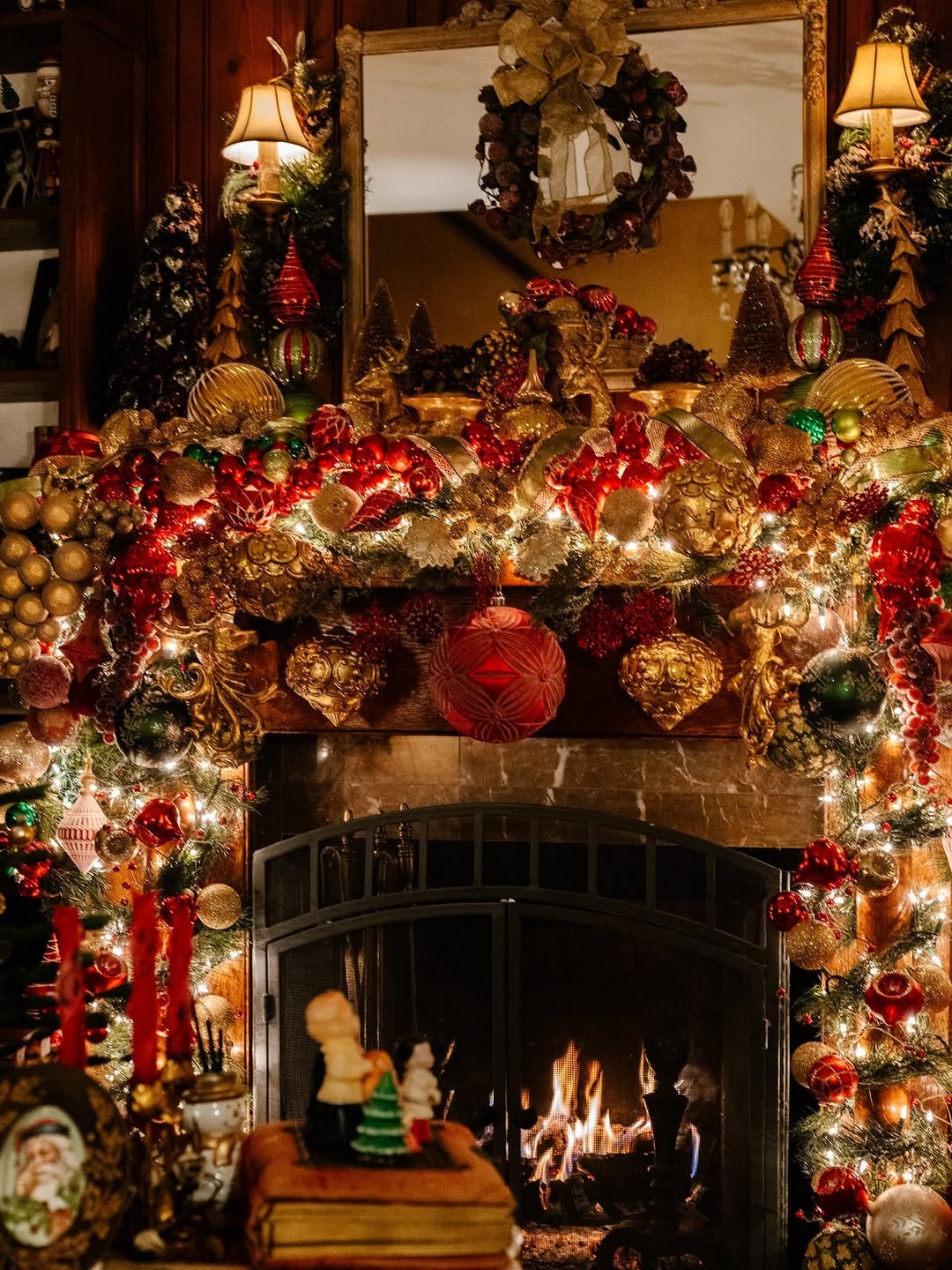 460 게시물 이미지: Christmas at home. Creative direction by my...