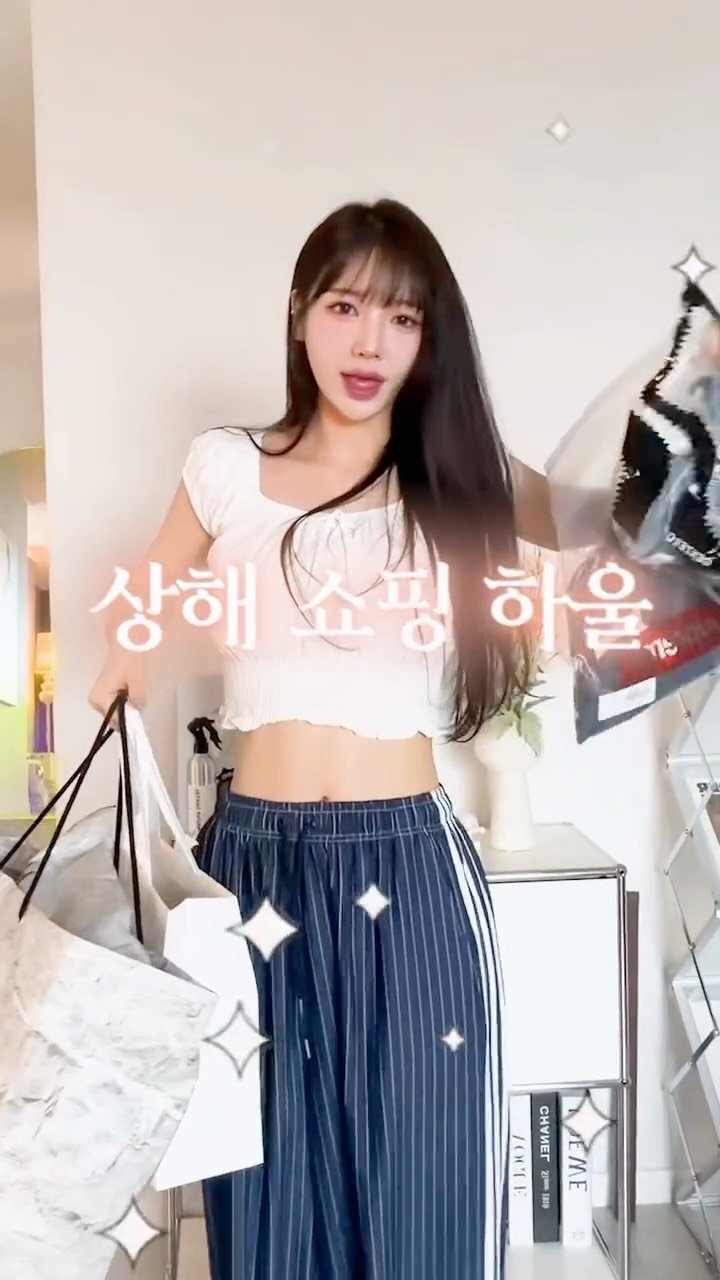 59.5994 게시물 이미지: 다녀온지 두달 지나서 올리는 상해쇼핑하울..🖤
앞으로도 이쁜거 많이 사서 올려볼게요😆