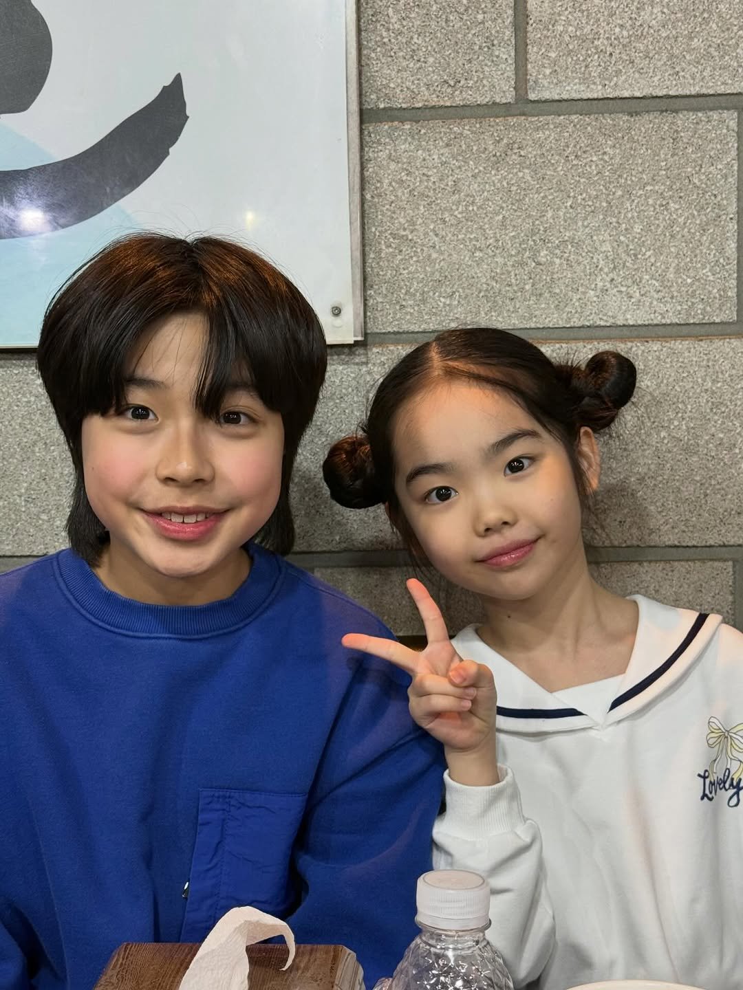 Photo shared by Hwang sumi_오은서 on March 23, 2026 tagging @leecheonmu. May be an image of one or more people and text.