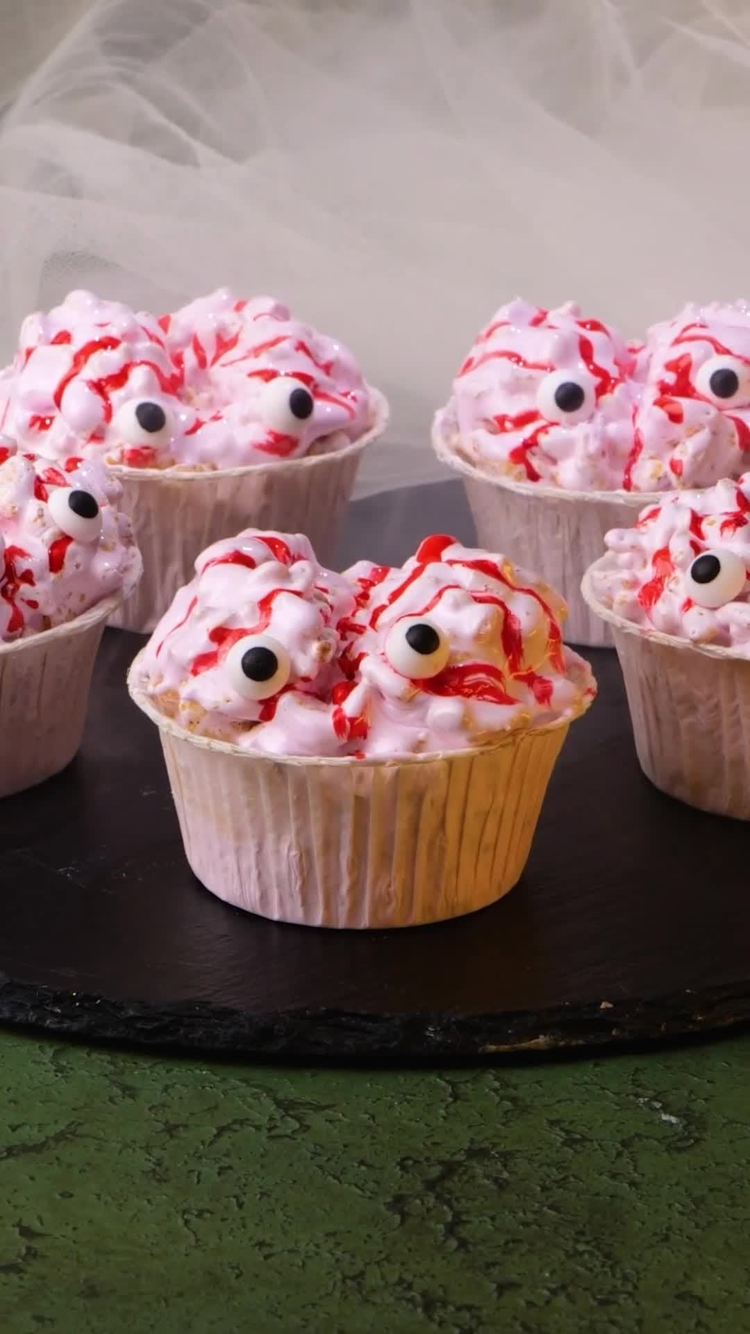 5minute.recipes.official 게시물 이미지: Spooky food ideas for Halloween!

...