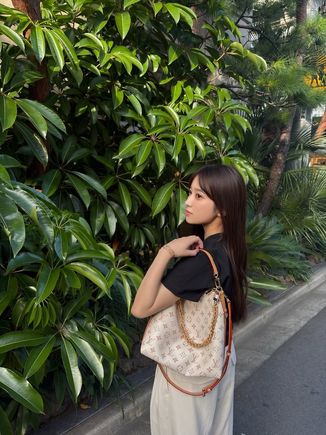 75_yabuki 게시물 이미지: 🌱👜🐞☀️

@LOUISVUITTON 
#louisvuitton #LVFashion #PR
