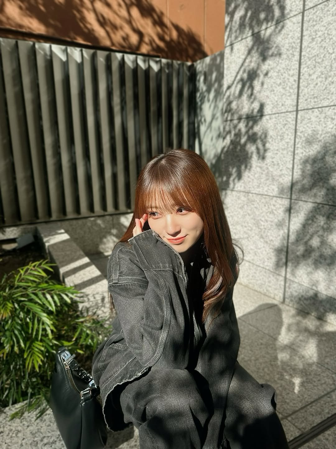 Photo by 矢吹奈子 on January 27, 2026. May be an image of one or more people, hair, coat, turtleneck, fishnet stockings and text.