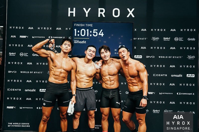 8arkki 게시물 이미지: @hyroxworld @hyroxsg 
1만 5천여명 분들이 참가한 싱가포르...