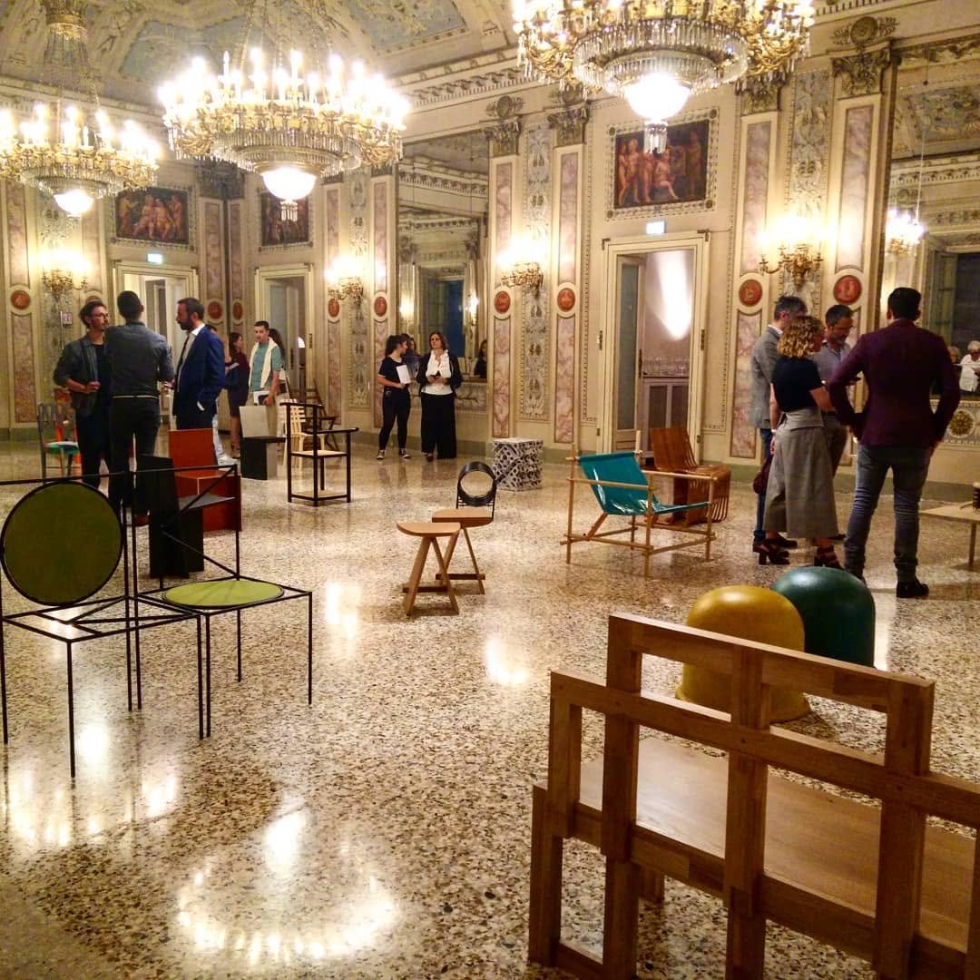 922 게시물 이미지: #lakecomodesignfair #teatrosocialecomo