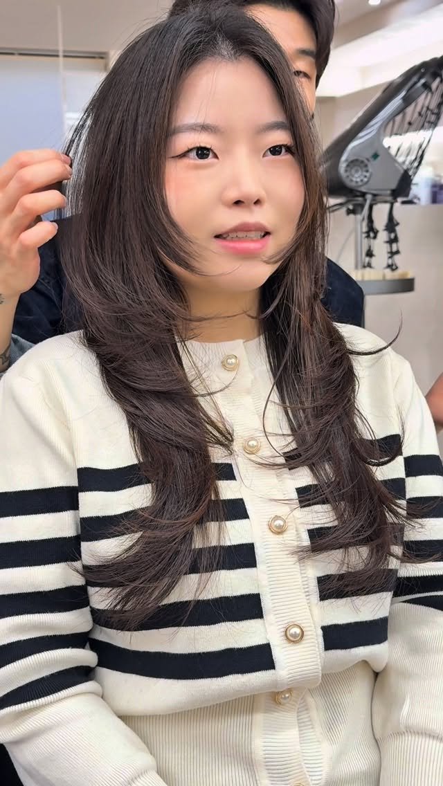 92sang_ 게시물 이미지: 안녕하세요 태상원장입니다🙇🏻‍♂️
.
고객님은 긴머리유지를 원하셨고 펌을...