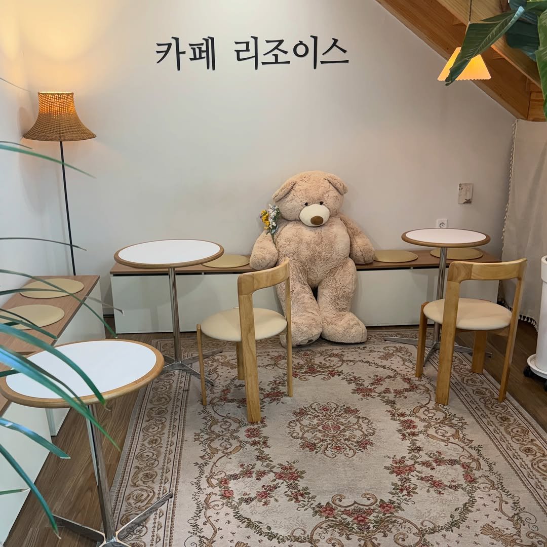 930_table 게시물 이미지: [ 상품명 ]
모프테이블

[ 사이즈 ]
W500

[ 색상 ]
내추럴앤틱

[...