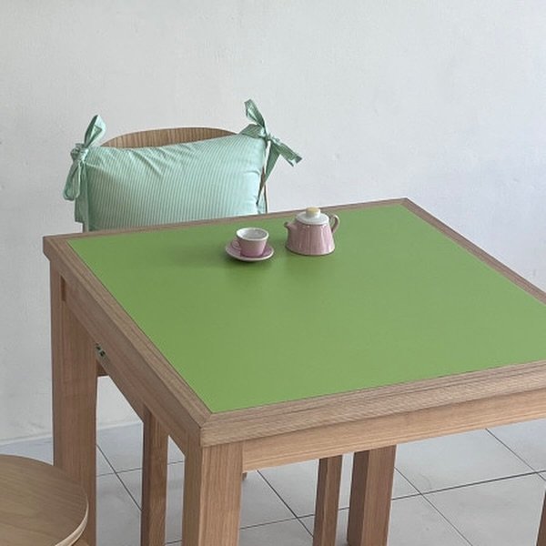 Photo by 930furniture_table(930퍼니처) on August 18, 2024.