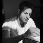 r.6un 프로필 사진