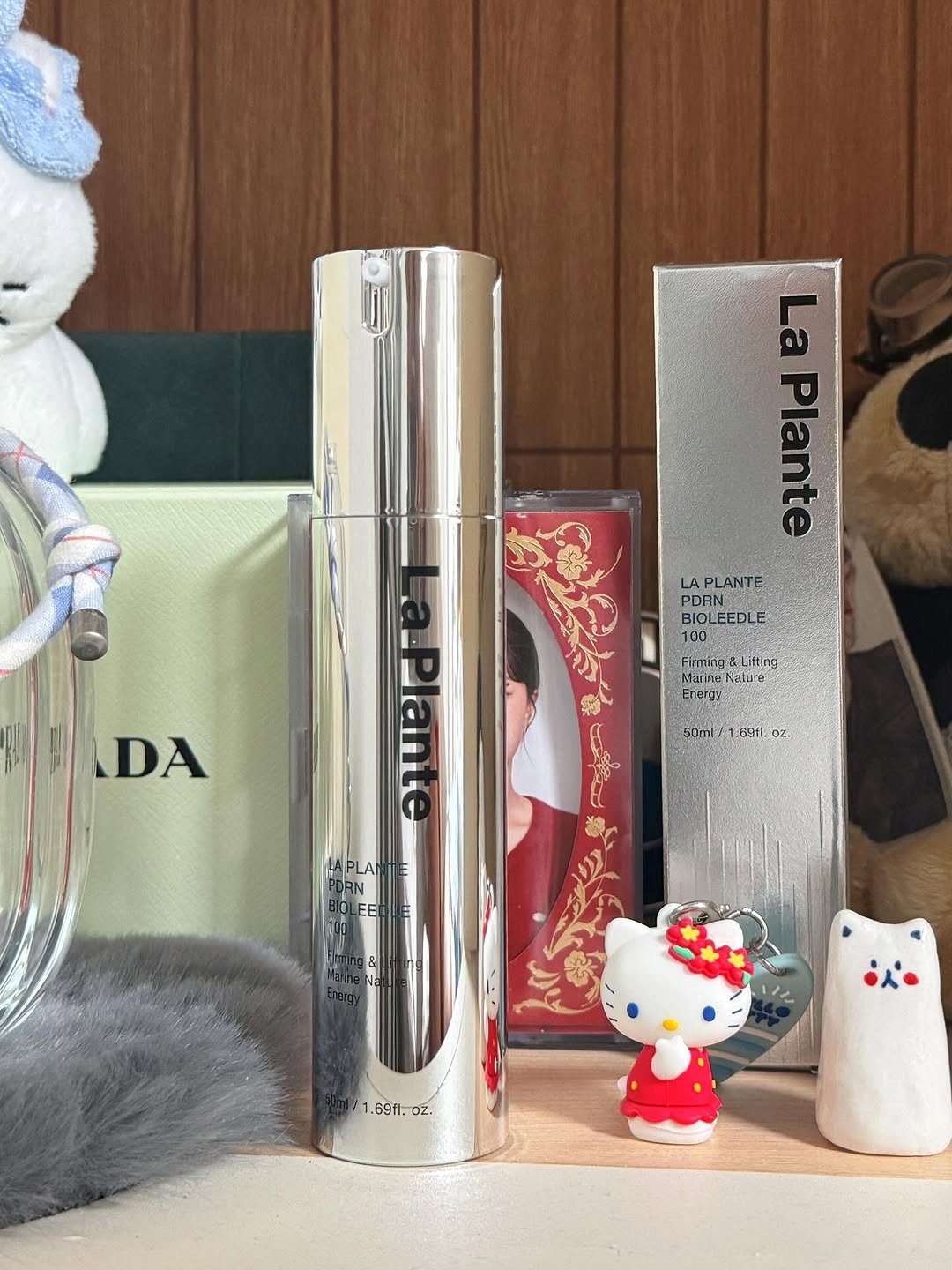 Photo shared by 키키야𖤐 on August 15, 2025 tagging @mdspick_official. May be an image of one or more people, lipstick, fragrance, cosmetics, perfume, hand cream and text that says 'LaPlante La Plante LAPLANTE PDRN BIOLEEDLE 100 Fring&Litting F Firming Litting Marine Nature Energy DA 50ml/ 89f. DZ. -Flante 1 EE อีว 69fl. .69fl.oz. oZ.'.