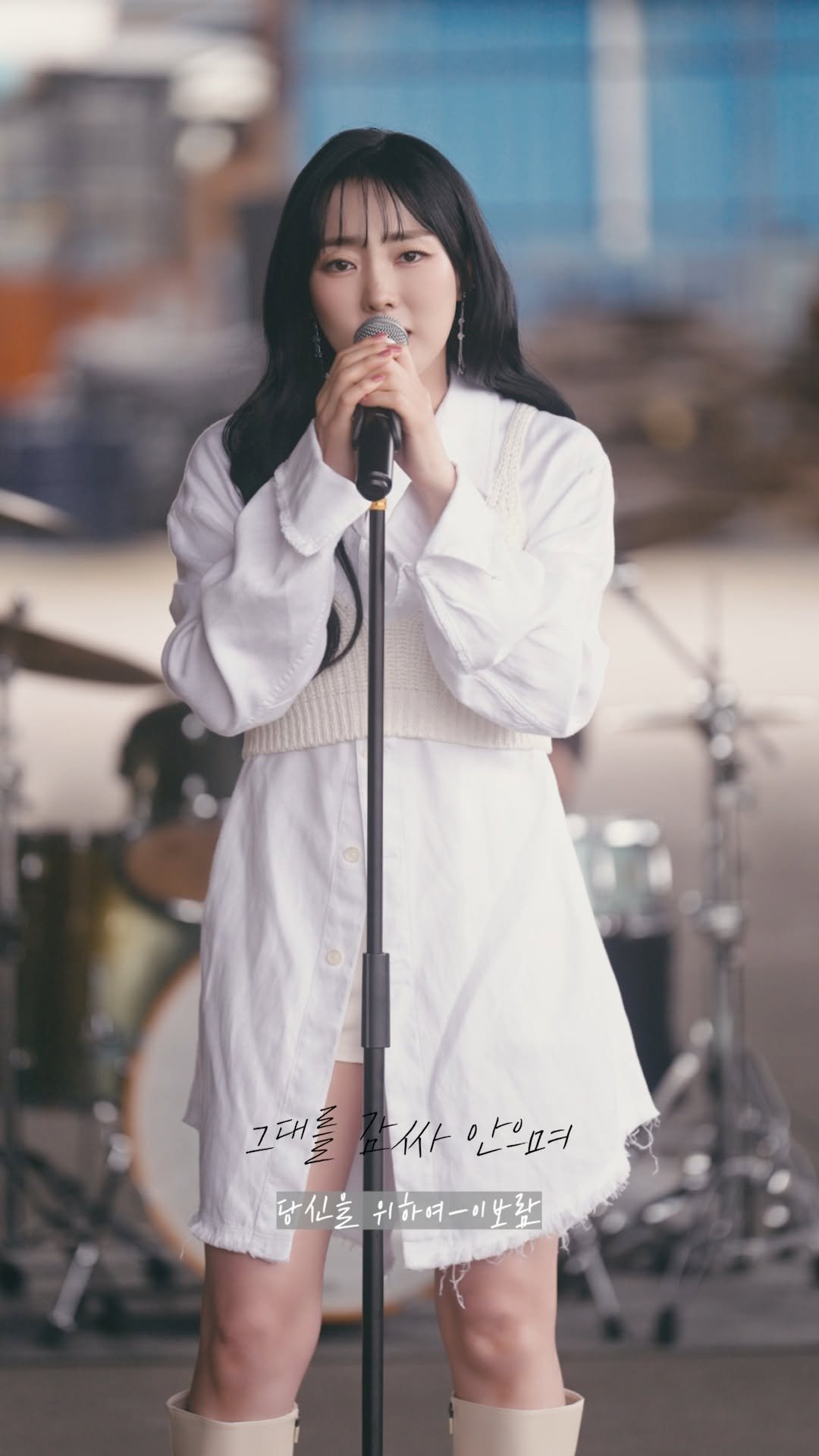 9n_bro 게시물 이미지: 한국판 '악마의 아이' 라는 노래 (📀 이보람 - 당신을 위하여) 
@@ 왠지...