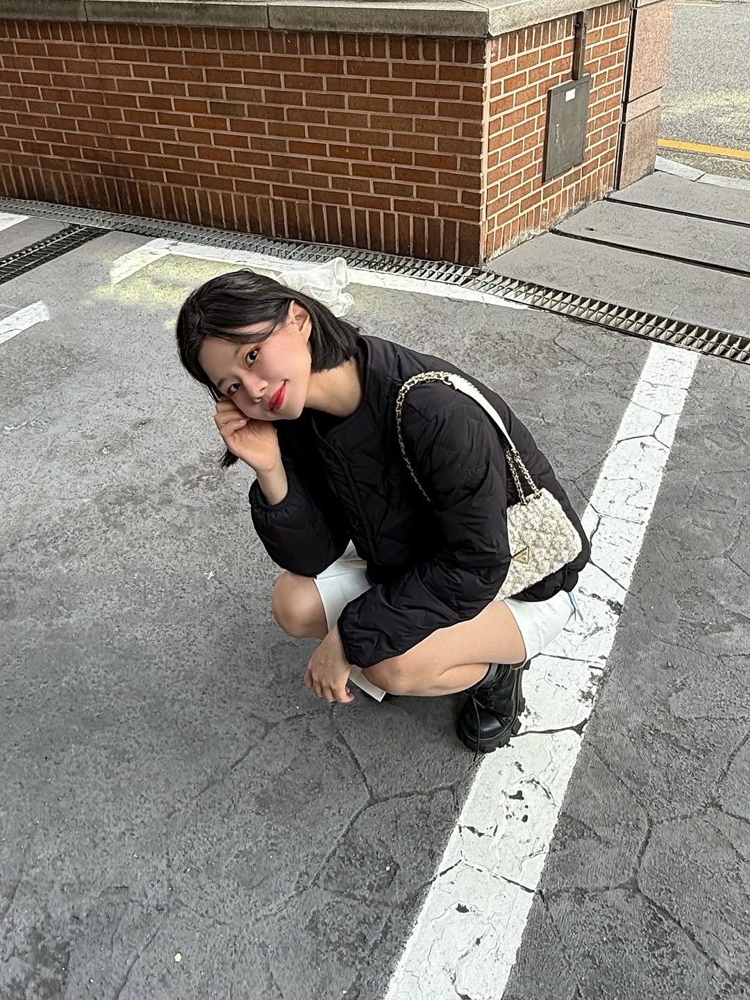 Photo shared by 패션 뷰티 아붐🍰ahboom on October 28, 2025 tagging @zishen_official. May be an image of boots and text.