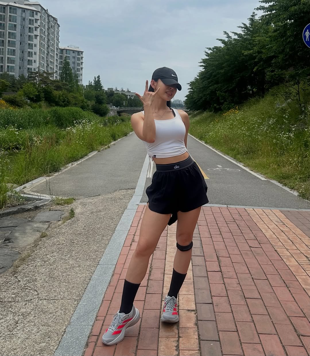 Aaar_jo 게시물 이미지: 오늘 시작은 진짜 유쾌했는데…..

습하고 덥고 진짜 집 못갈뻔 

기록이 늘지않고...