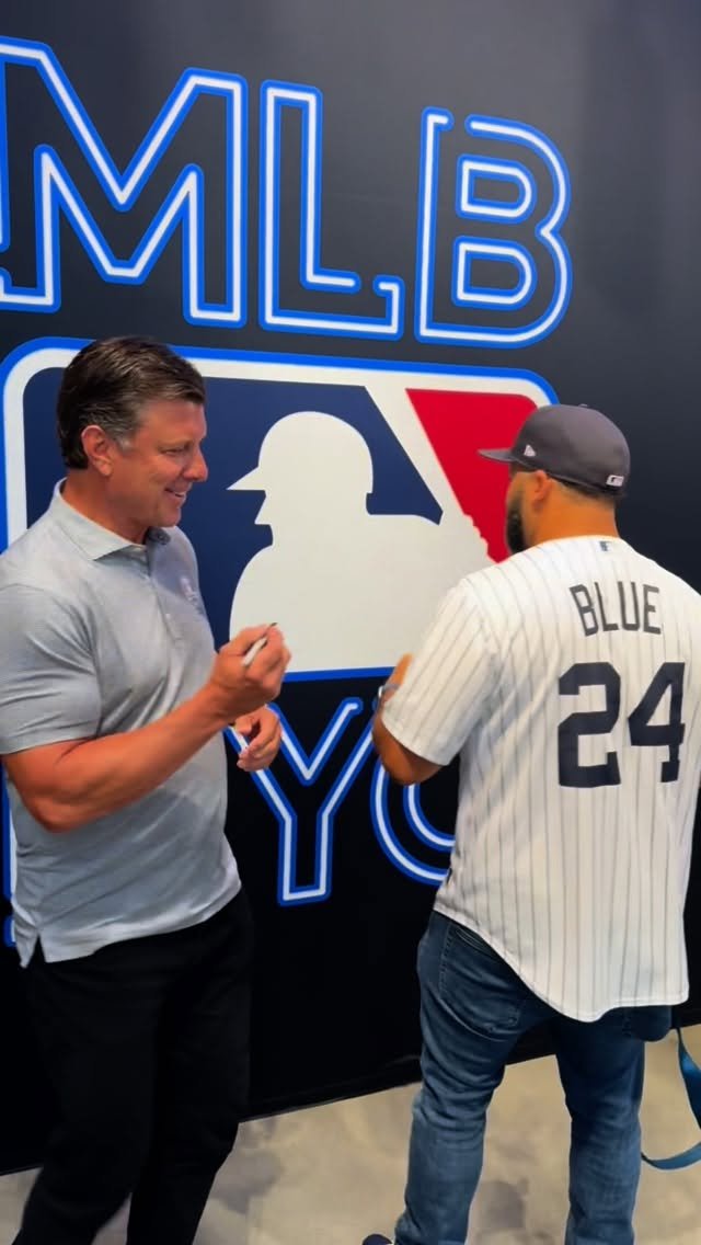 Blue 게시물 이미지: I’ve been rocking my custom BLUE, Yankees...