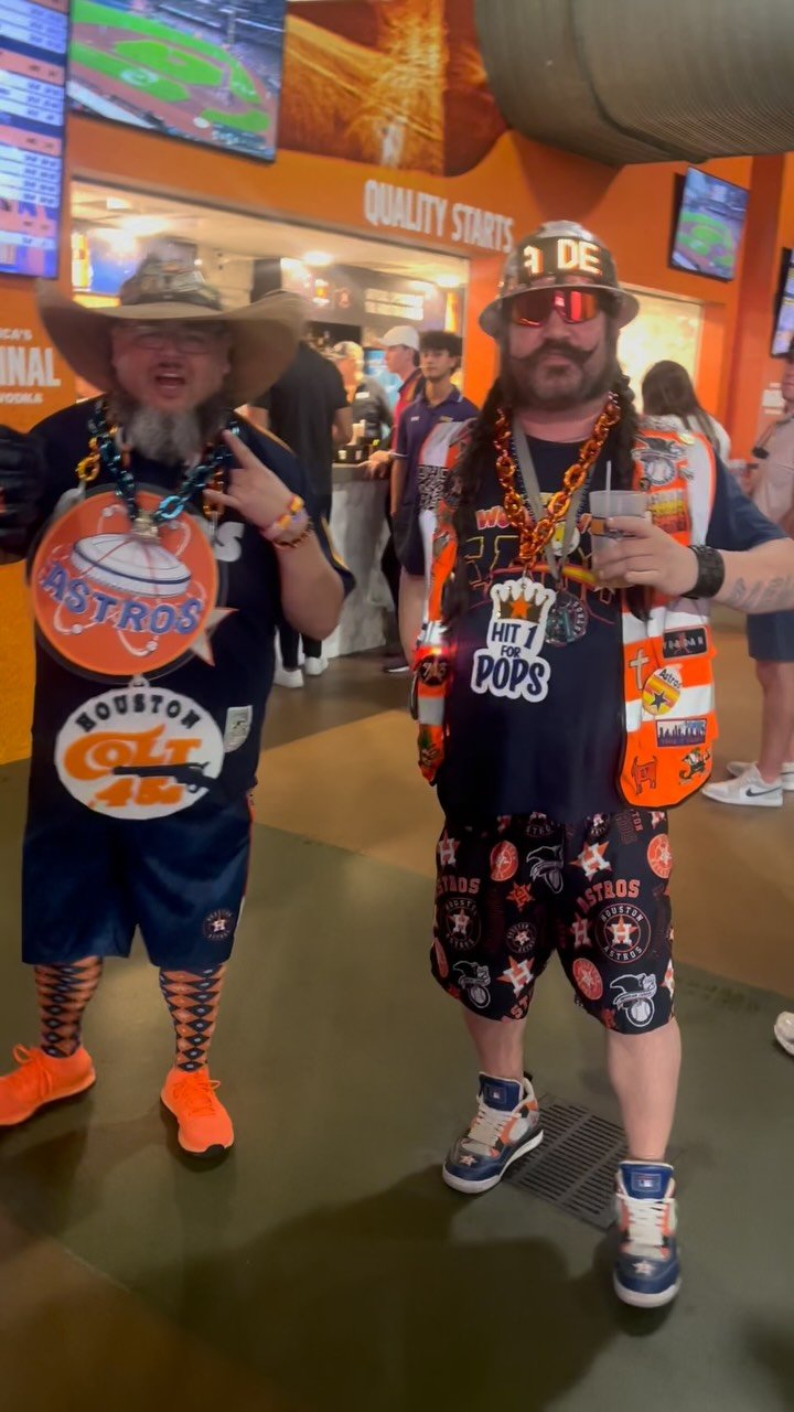Blue 게시물 이미지: Pulled up to an Astros game in Houston and ran...