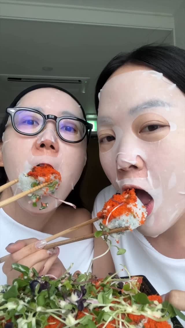 Euniunni 게시물 이미지: who did it better?!🫶💖 obviously...