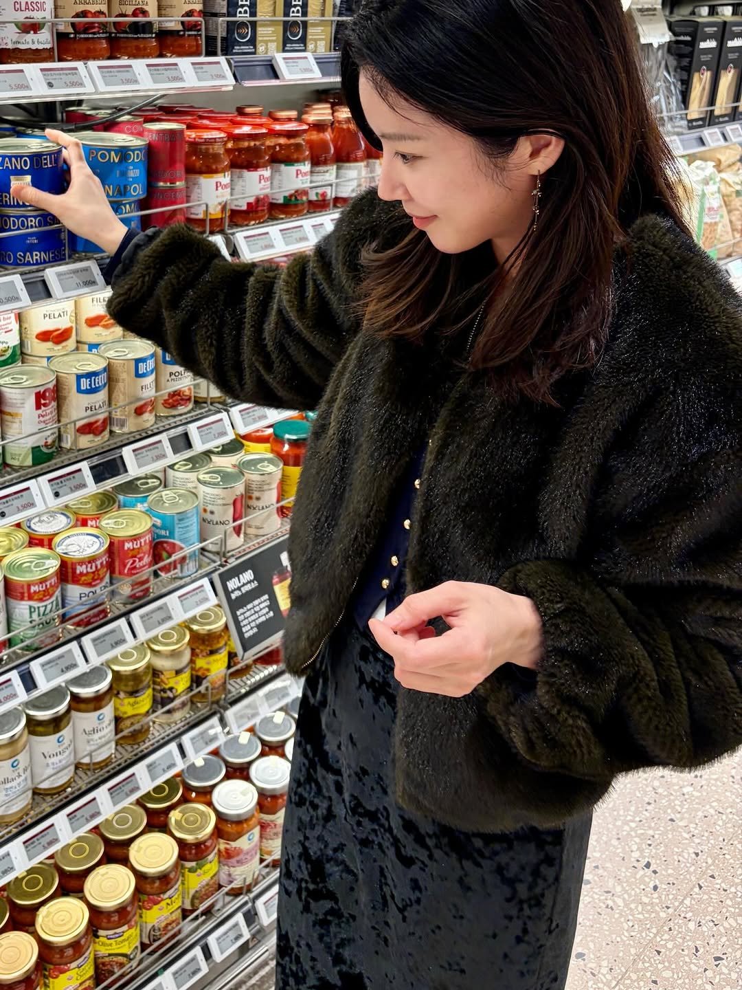 Photo by YJ on January 15, 2026. May be an image of condiment, parka and alcohol.