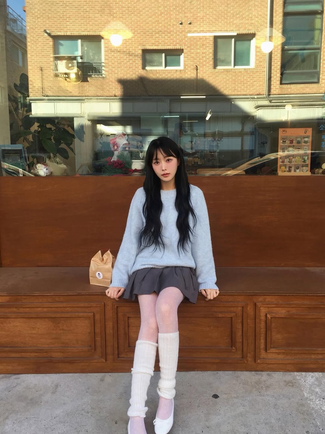 Photo shared by hee🍎 가이 on February 19, 2026 tagging @marun5_official, and @newalrin_official. May be an image of miniskirt, tights and text.