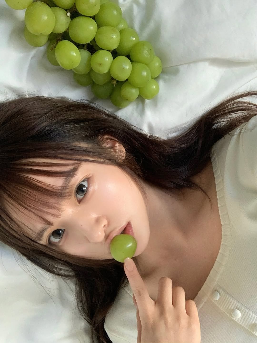 Photo shared by 주원 on December 09, 2025 tagging @caudaliekorea. May be an image of fruit and text.