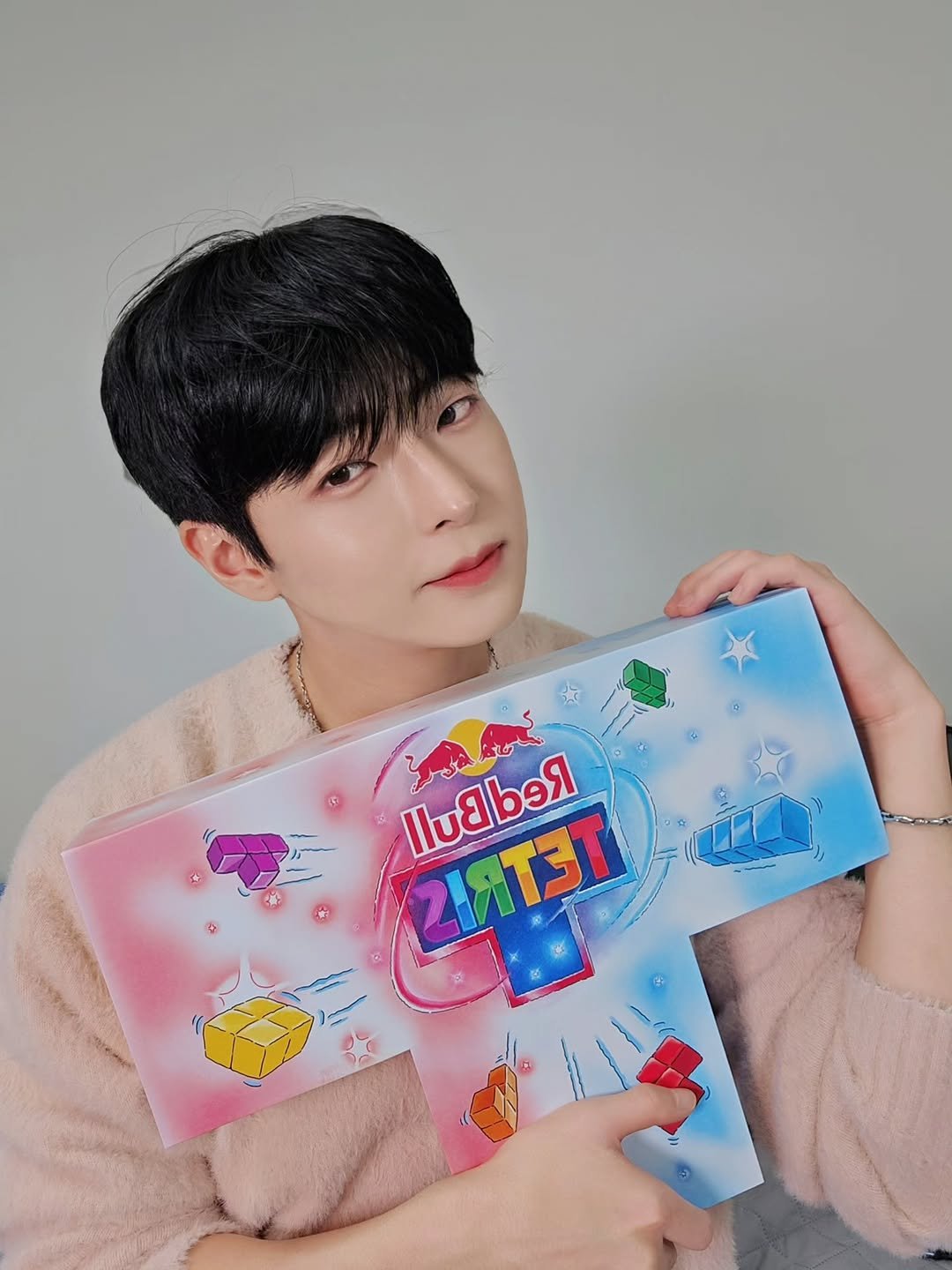 Photo shared by 장건우 on November 11, 2025 tagging @redbullkr. May be an image of text.