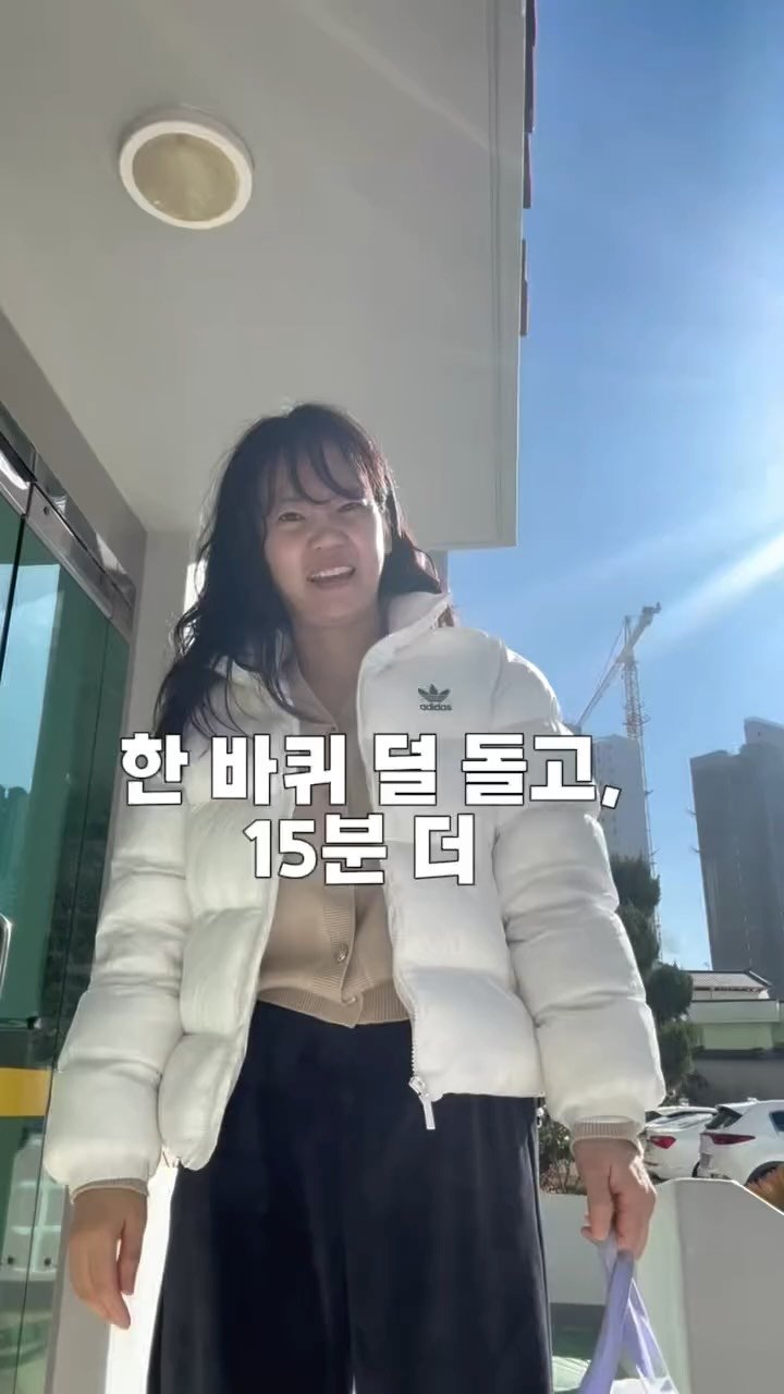 Kongi_swim 게시물 이미지: 오늘 평소대로 나갔는데 
지각해서 수업 중간에 들어가느라,
한 바퀴 덜 돌았네요?...