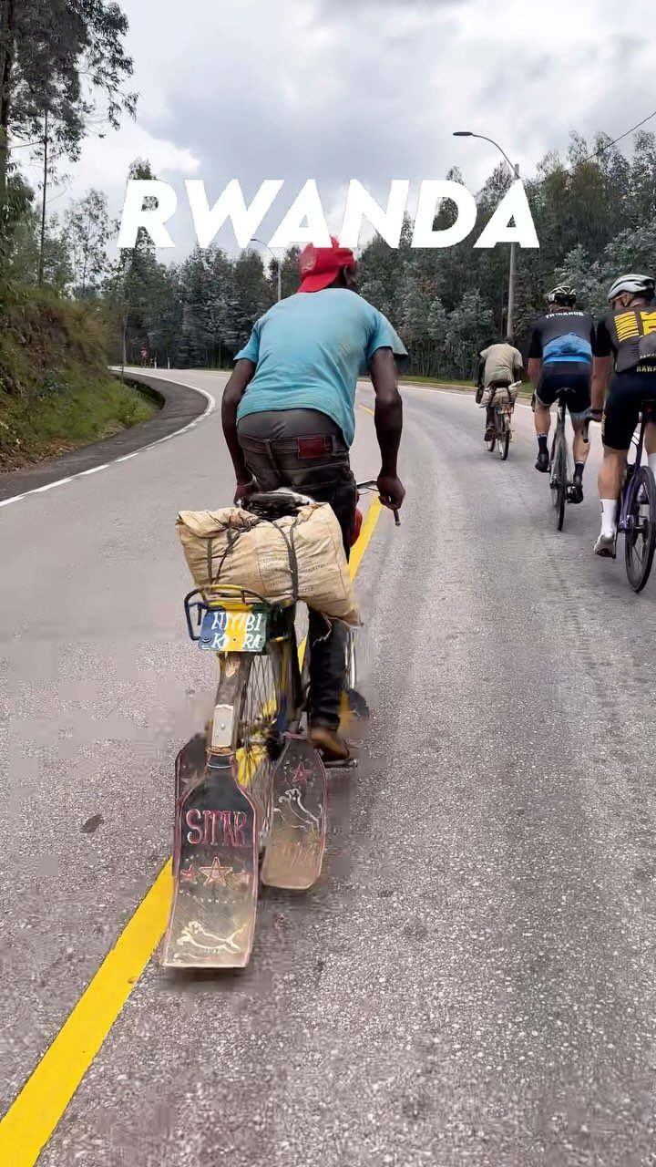 S 게시물 이미지: Definitely visit Rwanda.