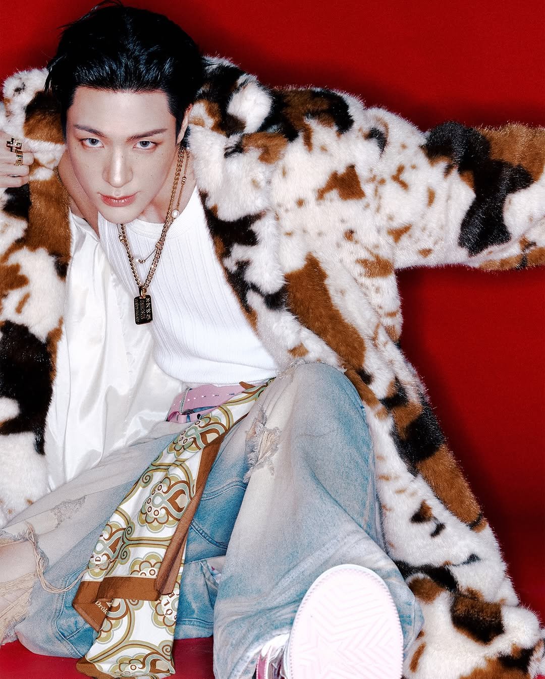 Photo shared by SM Entertainment Group on February 19, 2026 tagging @nct, and @leejen_o_423. May be an image of one or more people, bangs, makeup, goosedown coat, duffle coat, fur, bolo tie, magazine and text.