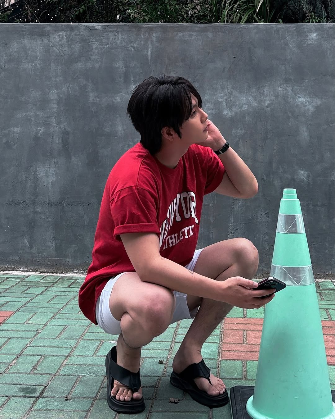 Photo shared by 이승훈 | 로사뷔노 on July 10, 2025 tagging @rosavinofficial, and @mercerbis_kcafe. May be an image of 1 person, skateboard, phone, icecream cone, street and text.