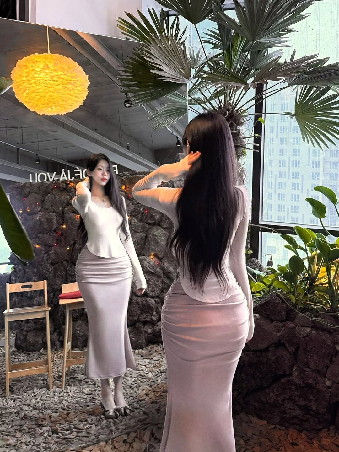 Photo shared by 정민 / 쉐입아워 on October 08, 2025 tagging @shape.our.