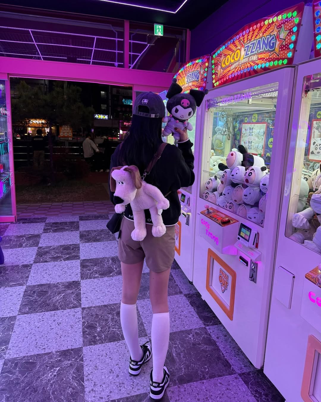 Photo by 지 현 🌸 on November 12, 2024.