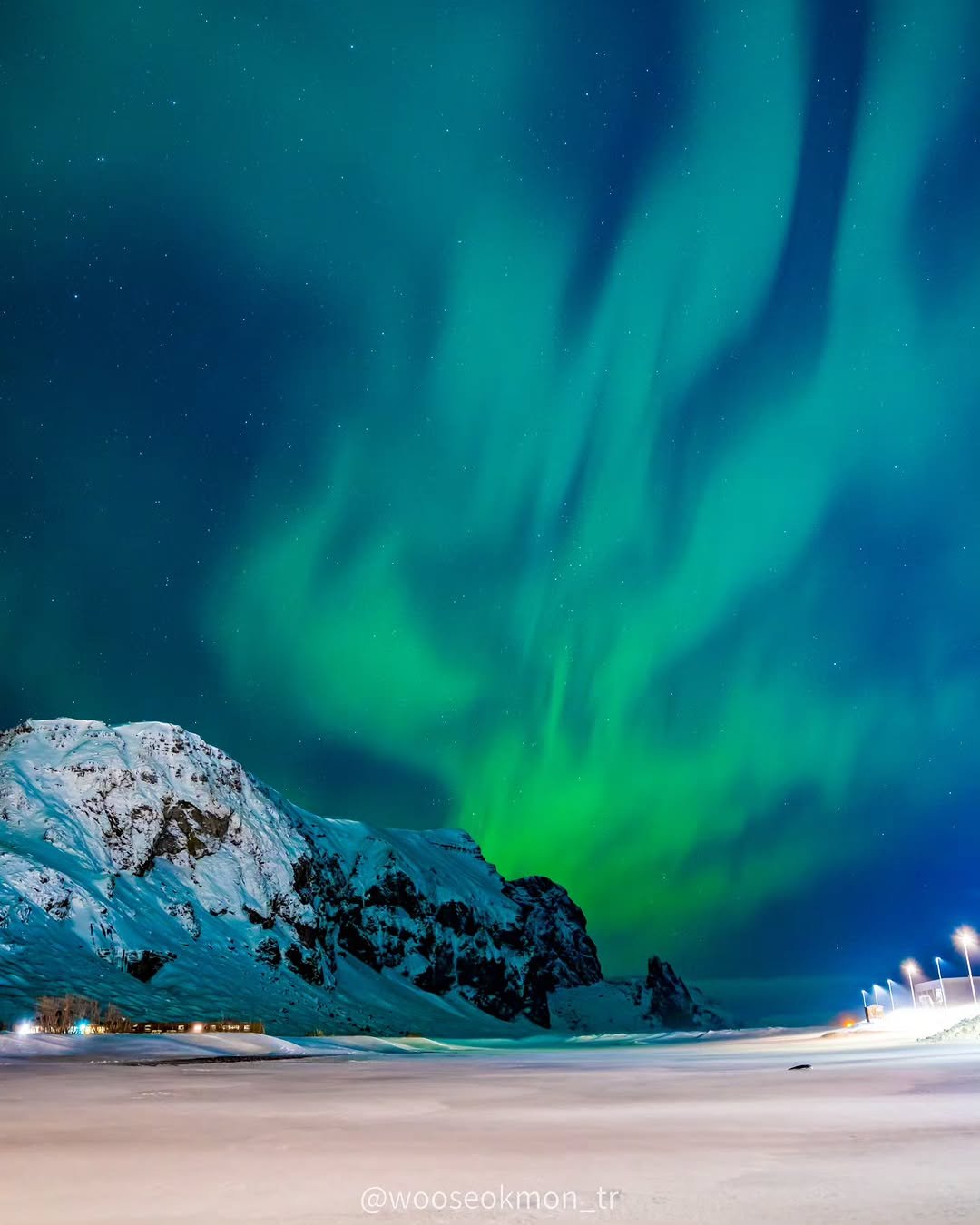 Photo by 우석몬 ㅣ 여행하는 수학 강사 on September 25, 2025. May be an image of arctic, nature and text.
