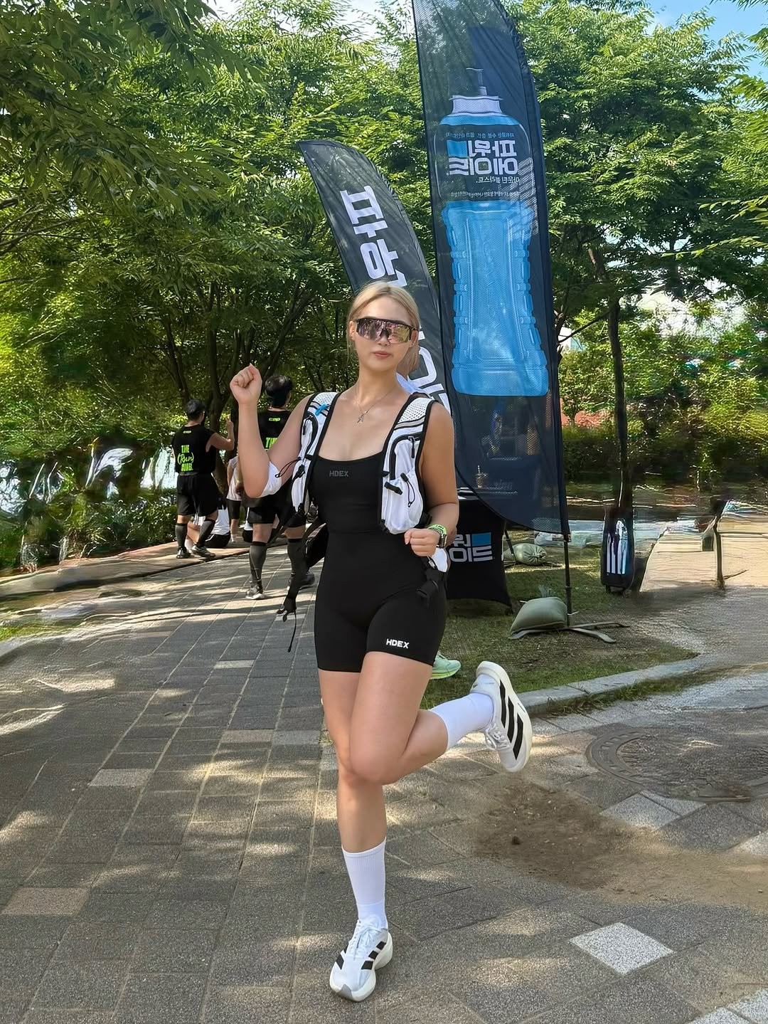 Photo shared by 희수 on July 26, 2025 tagging @wtdeyewear, @hdex__official, @hdex_women, and @1.000calclub. May be an image of activewear, skateboard, sportswear, sweat band, wetsuit and text.