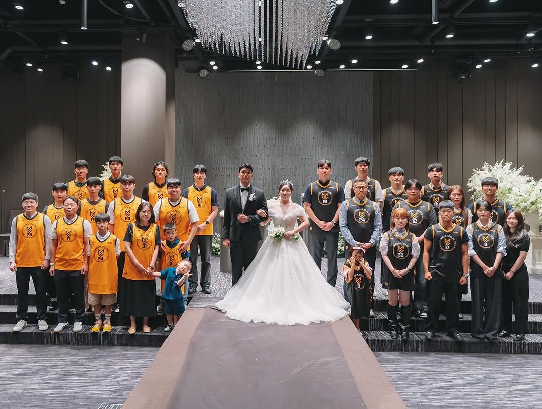 Photo by ZEUS BASKETBALL TEAM on October 16, 2025. May be an image of wedding, dais and text.