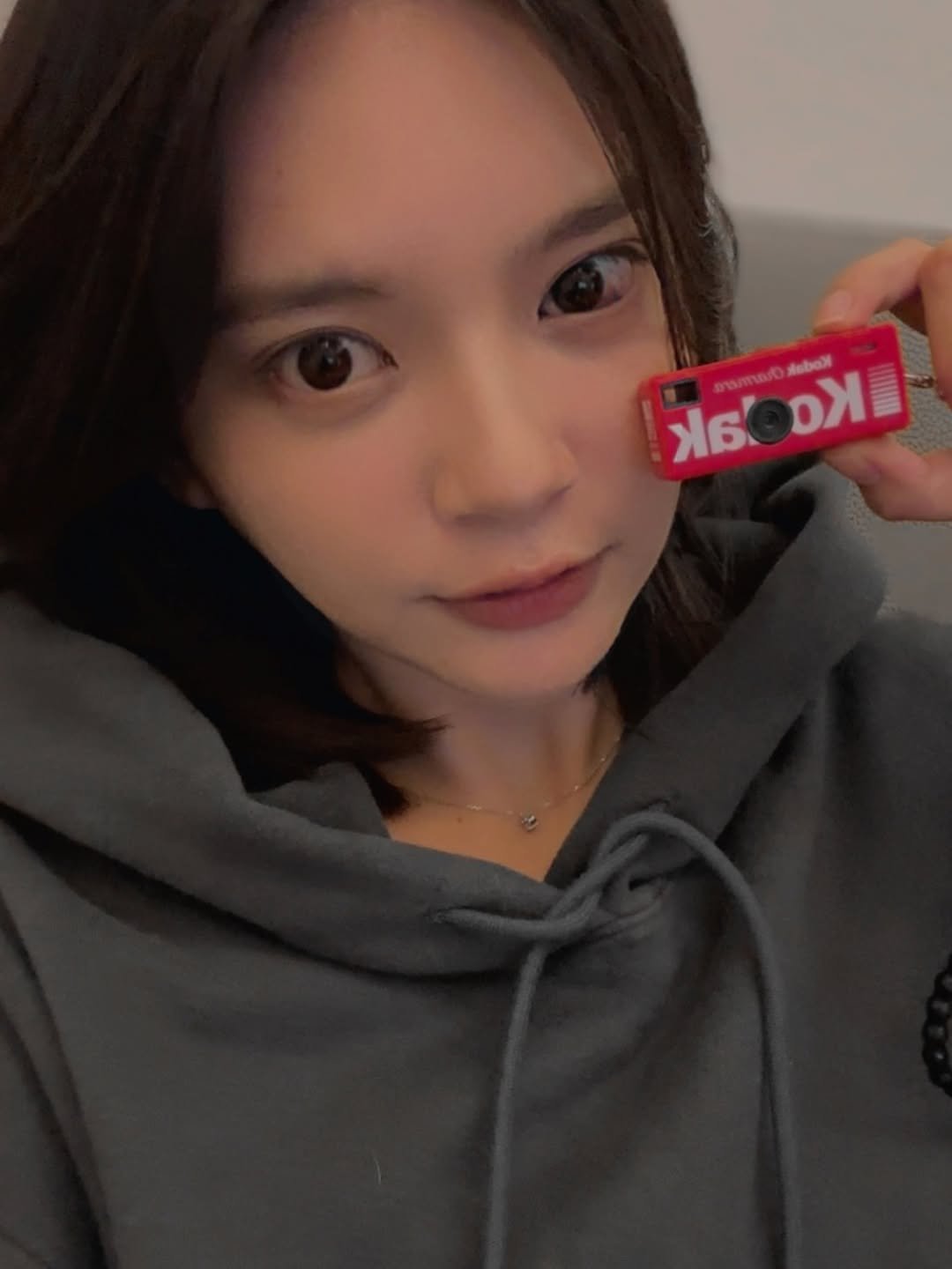 Photo by 曾珮晨 on November 16, 2025. May be an image of chocolate bar, ointment, wafer and text.