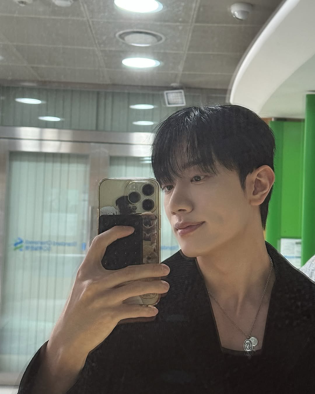 Photo by 김현중 on April 23, 2025.