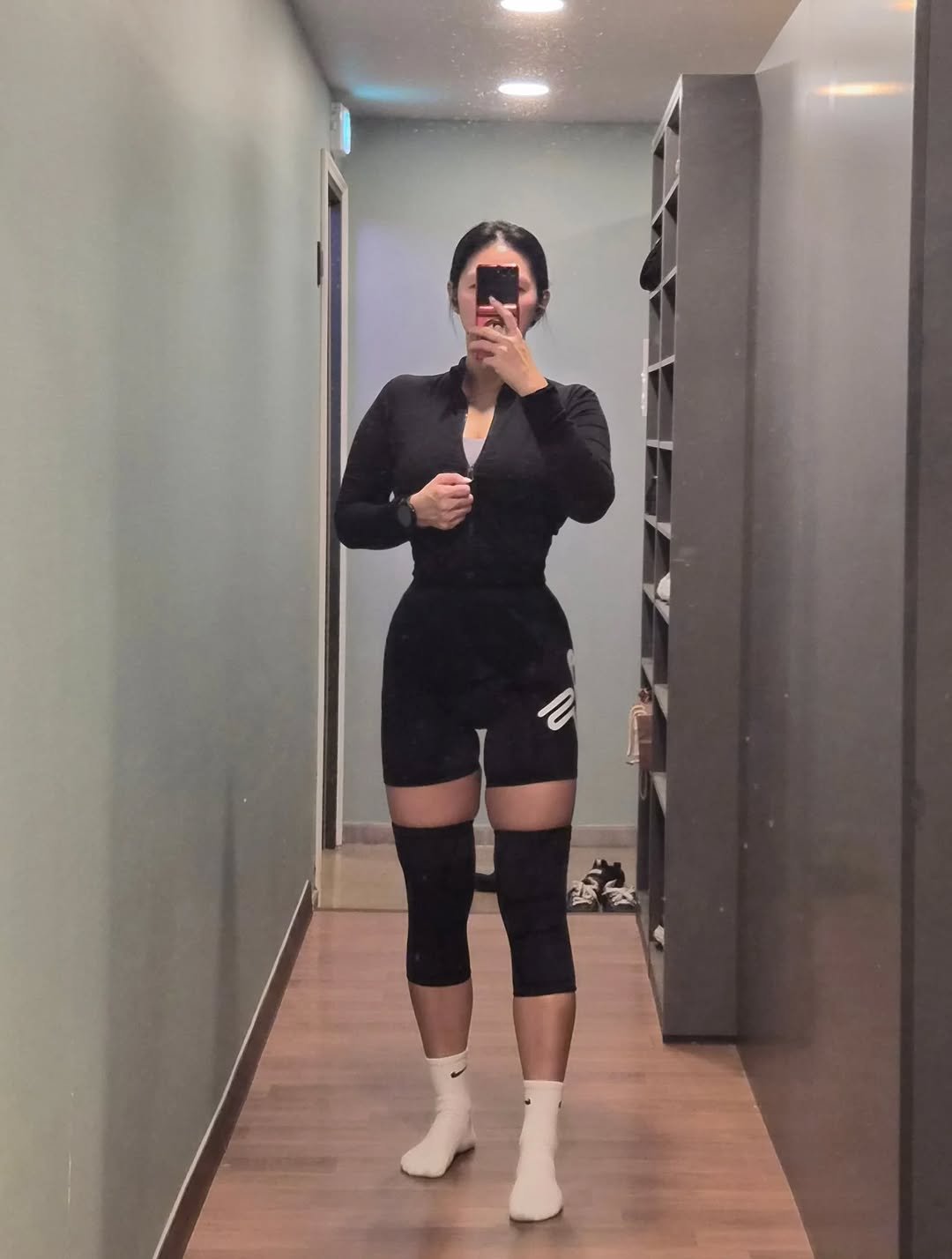 __168_sun 게시물 이미지: 살아 그만 쪄랏🙄
진짜 선 넘지 마라🙄
그만 먹어라 김써니🙄

#운동하는여자...
