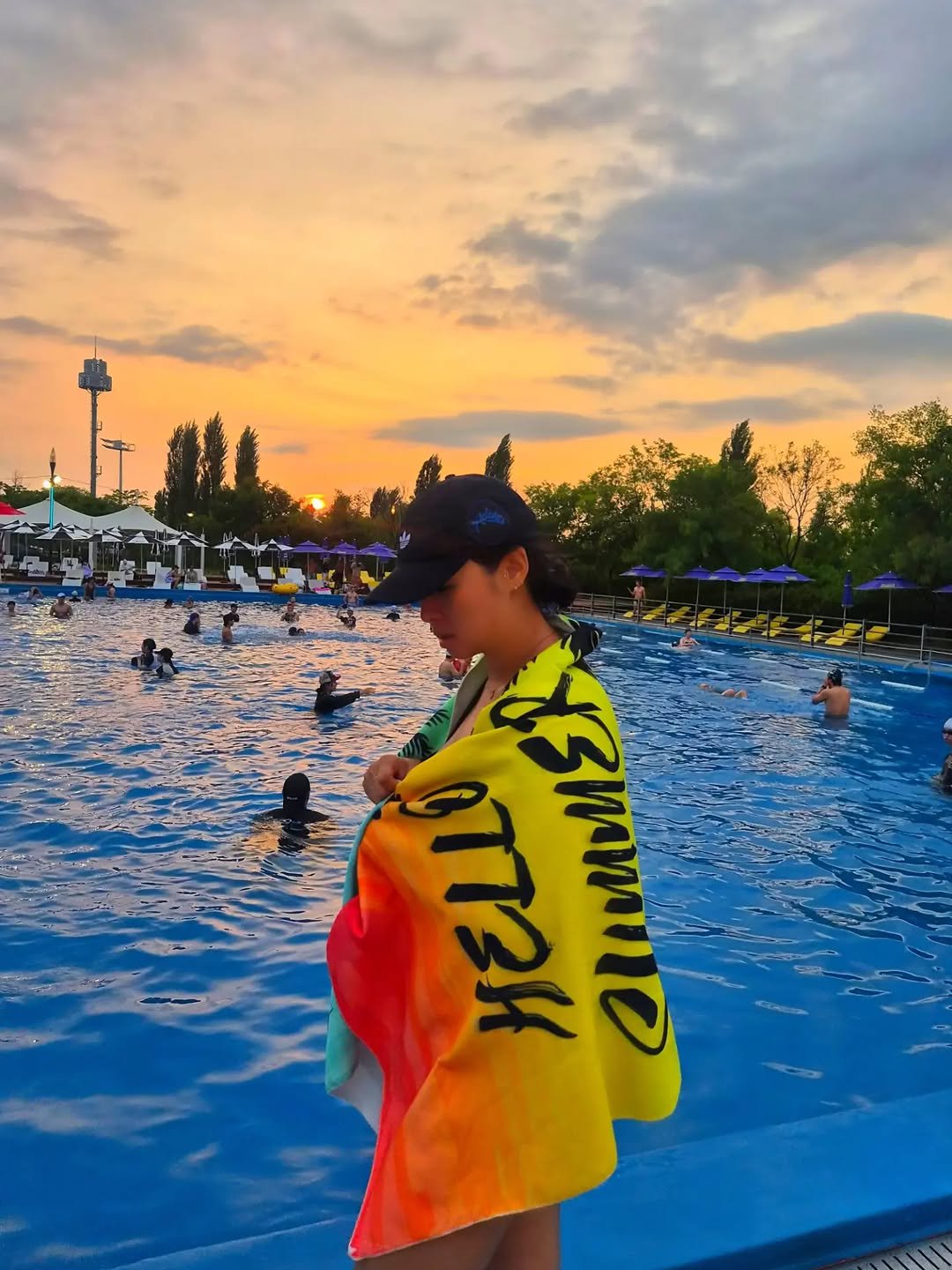 __168_sun 게시물 이미지: 태닝 조하👩‍❤️‍💋‍👨

여의도 한강공원 수영장🏊‍♀️🏊