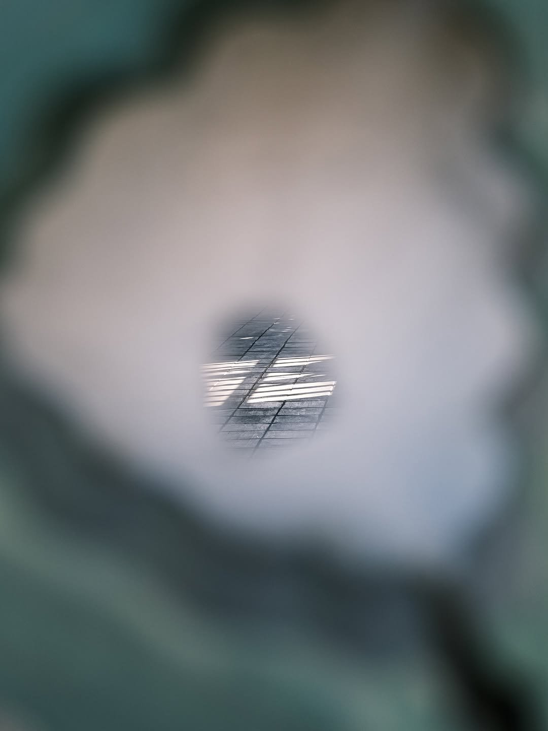 Photo by ORY | 마음의 ( 빈 칸 )을 채워줄 이야기들 on November 07, 2025. May be a closeup of mirror and text.