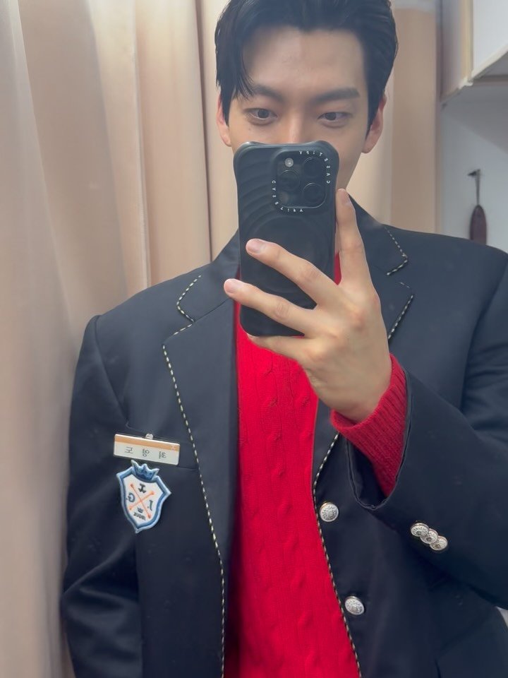 ____kimwoobin 게시물 이미지: 오랜만에 만난 영도 (feat. 문동은 한기주)