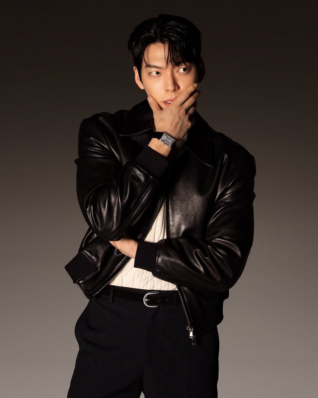 ____kimwoobin 게시물 이미지: ◼️◻️ @jaegerlecoultre