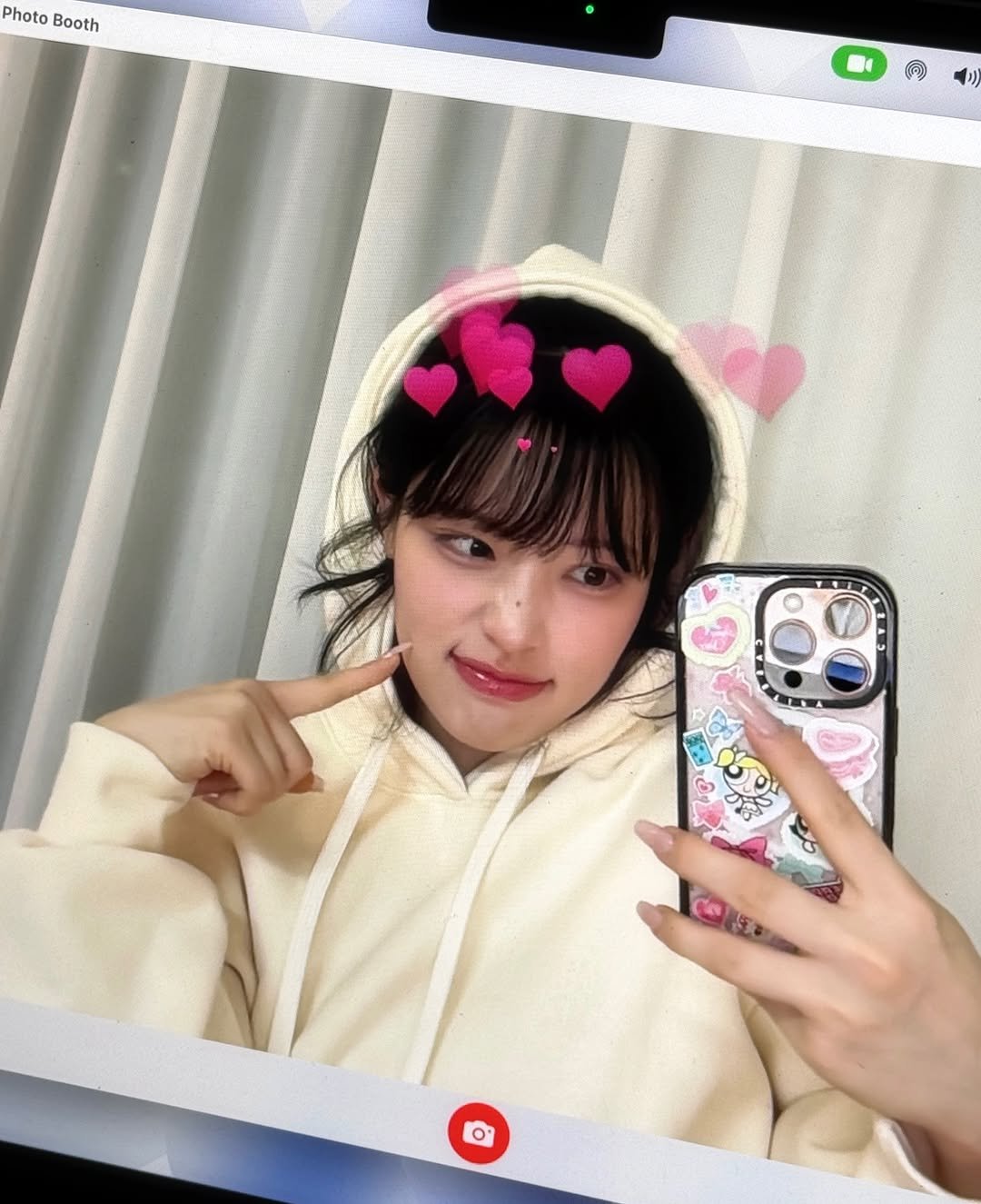 Photo shared by 내링 ネリン on January 18, 2026 tagging @casetify, @powerpuffgirls, and @casetify_kr. May be a selfie of one or more people, bangs, heart, phone, top and text that says 'Photo hotoBooth Booth リ θι X e CO STO'.
