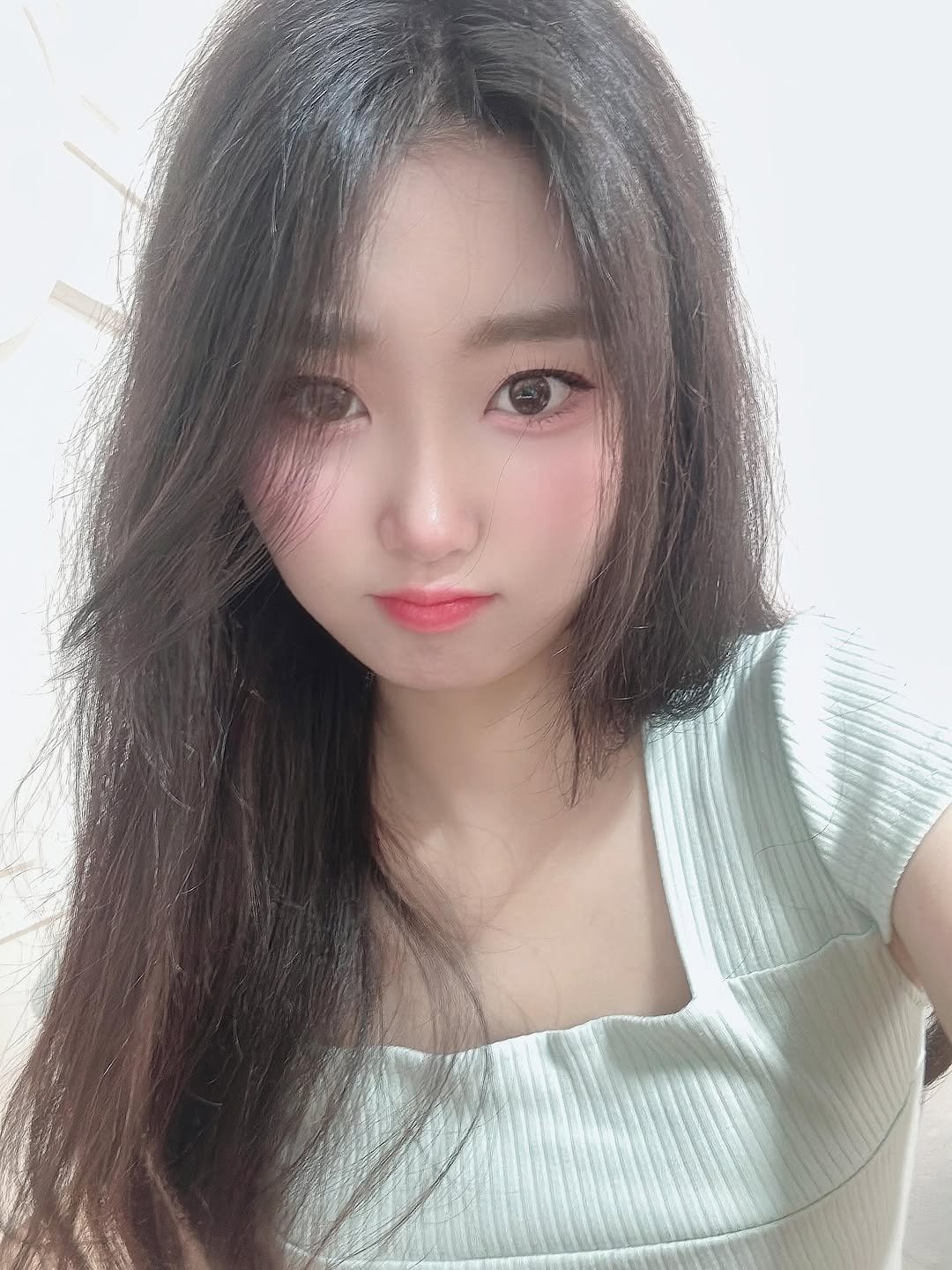 Photo by 김영은 on July 22, 2025. May be an image of 1 person, hair and text.