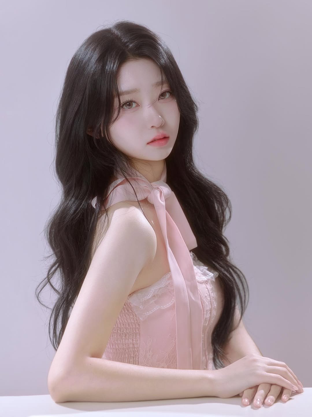 Photo by 영은 on November 13, 2025. May be an image of one or more people, hair and text.