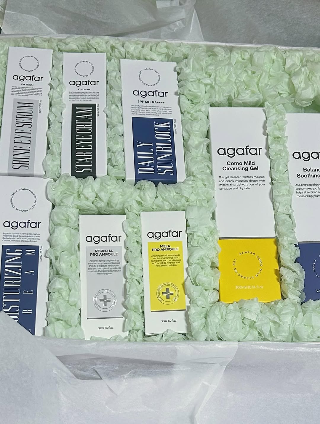 Photo by 김영은 on June 28, 2025. May be an image of one or more people, makeup, fragrance, box, bar soap, hand cream and text.